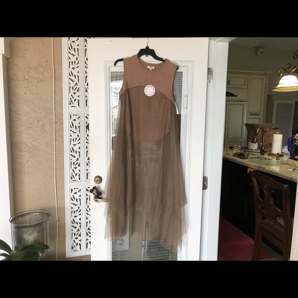 Umgee boho sleeveless long sheer latte lace top